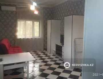 2-комнатная квартира, этаж 2 из 2, 45 м², на длительный срок