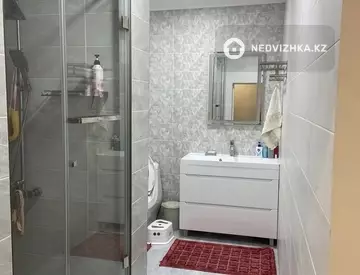 4-комнатная квартира, этаж 3 из 5, 97 м²