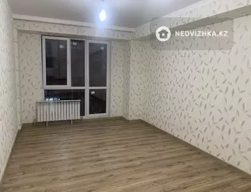 2-комнатная квартира, этаж 3 из 6, 50 м²