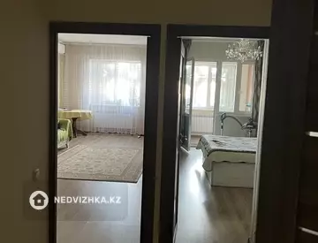 2-комнатная квартира, этаж 8 из 18, 72 м²