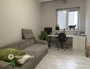 3-комнатная квартира, этаж 9 из 18, 79 м²