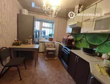 2-комнатная квартира, этаж 5 из 10, 50 м²