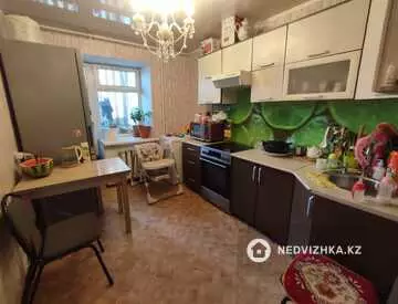 2-комнатная квартира, этаж 5 из 10, 50 м²