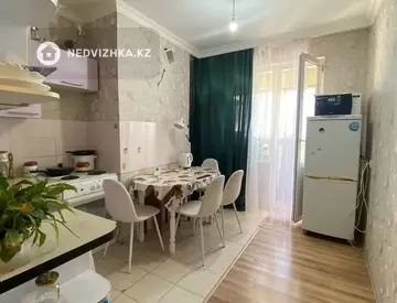 2-комнатная квартира, этаж 11 из 13, 60 м²