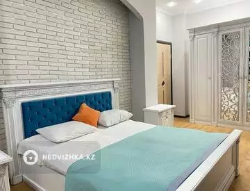 2-комнатная квартира, этаж 10 из 27, 56 м²