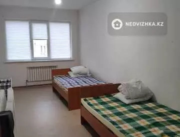 3-комнатная квартира, этаж 3 из 5, 76 м²