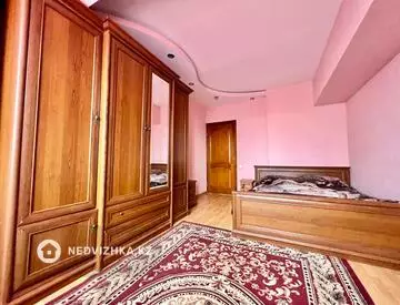 3-комнатная квартира, этаж 7 из 9, 70 м²