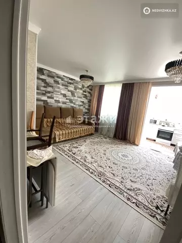 3-комнатная квартира, этаж 1 из 5, 74 м²