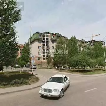 91.8 м², 2-комнатная квартира, этаж 3 из 5, 92 м², изображение - 8