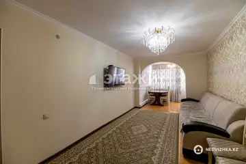 4-комнатная квартира, этаж 8 из 9, 107 м²