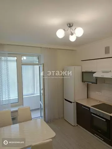 60 м², 2-комнатная квартира, этаж 2 из 8, 60 м², изображение - 0