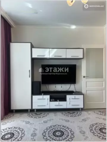 1-комнатная квартира, этаж 9 из 10, 40 м²