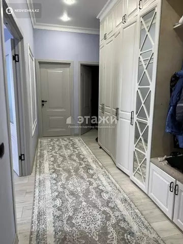 3-комнатная квартира, этаж 18 из 22, 85 м²