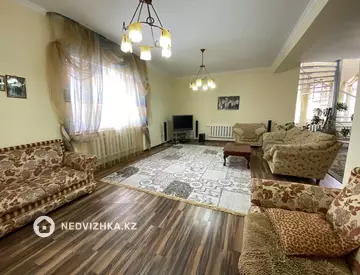 4-комнатный дом, 10 соток, 361 м²