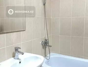 2-комнатная квартира, этаж 1 из 7, 70 м², посуточно