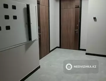 1-комнатная квартира, этаж 14 из 14, 44 м²