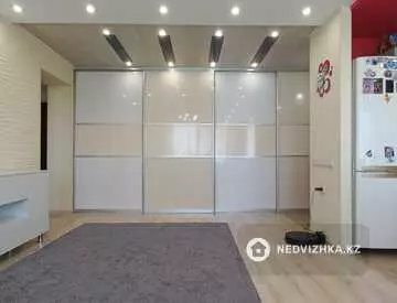 3-комнатная квартира, этаж 8 из 9, 66 м²