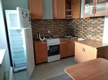 2-комнатная квартира, этаж 8 из 12, 58 м²