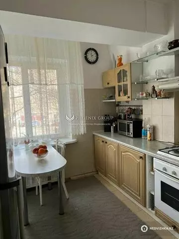 2-комнатная квартира, этаж 2 из 9, 60 м²