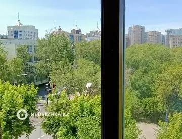 2-комнатная квартира, этаж 4 из 5, 45 м²