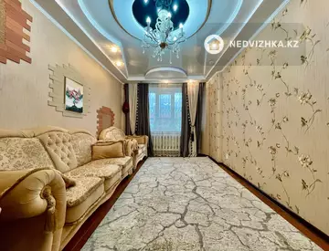 3-комнатная квартира, этаж 4 из 5, 64 м²