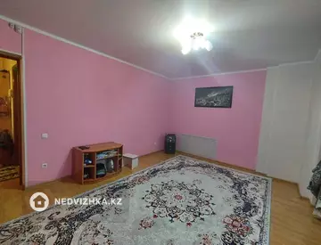 5-комнатная квартира, этаж 6 из 6, 85 м²