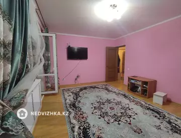 5-комнатная квартира, этаж 6 из 6, 85 м²