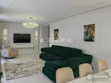 4-комнатная квартира, этаж 7 из 10, 132 м²