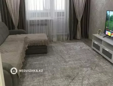 3-комнатная квартира, этаж 4 из 10, 72 м²