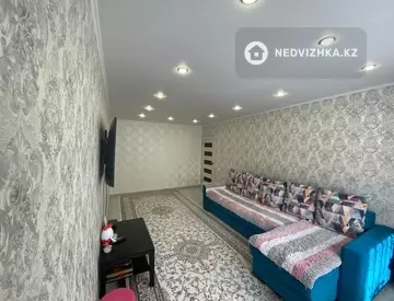 2-комнатная квартира, этаж 2 из 5, 57 м²