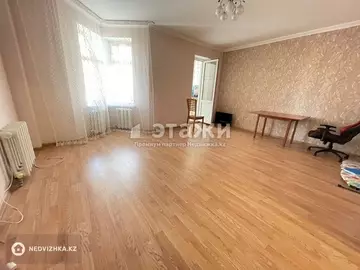 2-комнатная квартира, этаж 4 из 9, 70 м²