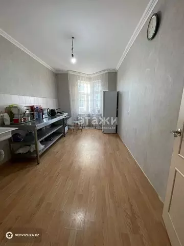 70 м², 2-комнатная квартира, этаж 4 из 9, 70 м², изображение - 4