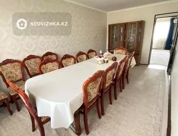 90 м², 5-комнатная квартира, этаж 4 из 5, 90 м², изображение - 0