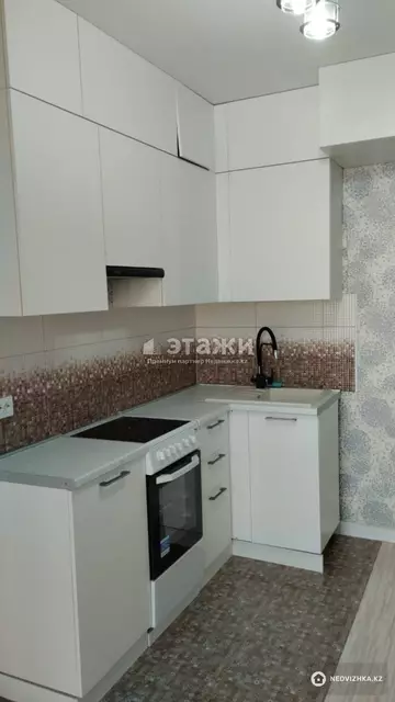 1-комнатная квартира, этаж 10 из 13, 36 м², на длительный срок