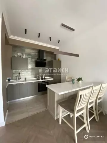 3-комнатная квартира, этаж 12 из 20, 98 м²