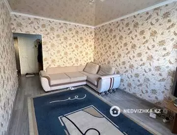 1-комнатная квартира, этаж 4 из 5, 45 м²