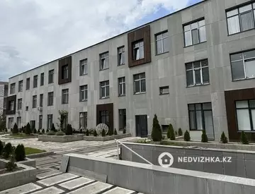 164 м², 5-комнатная квартира, этаж 2 из 3, 164 м², изображение - 0