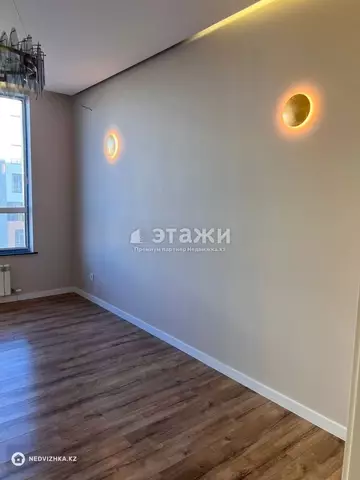 2-комнатная квартира, этаж 10 из 18, 57 м²