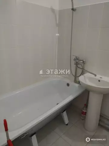 1-комнатная квартира, этаж 4 из 9, 36 м²