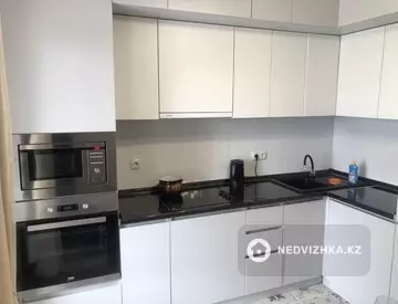 2-комнатная квартира, этаж 5 из 9, 40 м², посуточно