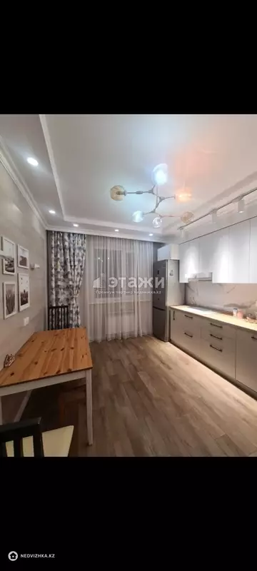 3-комнатная квартира, этаж 6 из 10, 98 м²