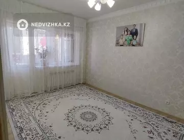 3-комнатная квартира, этаж 3 из 6, 70 м²