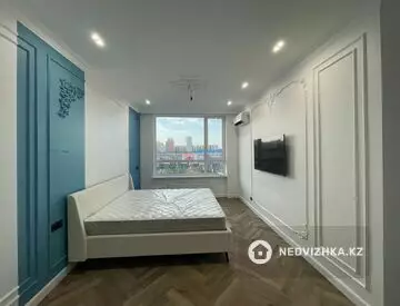 3-комнатная квартира, этаж 2 из 9, 111 м²