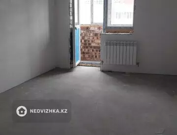 1-комнатная квартира, этаж 3 из 9, 37 м²