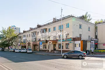 1-комнатная квартира, этаж 3 из 3, 32 м²