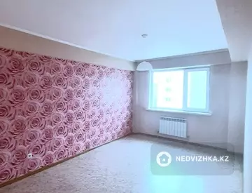 2-комнатная квартира, этаж 4 из 5, 60 м²