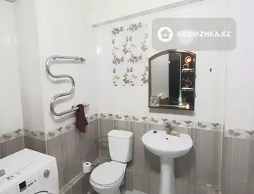 2-комнатная квартира, этаж 4 из 5, 60 м²