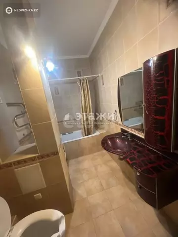 3-комнатная квартира, этаж 6 из 9, 78 м², на длительный срок