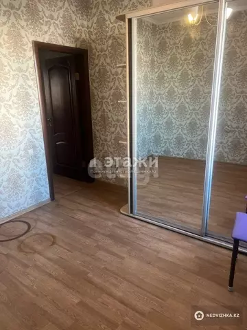 3-комнатная квартира, этаж 6 из 9, 78 м², на длительный срок