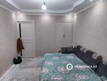 1-комнатная квартира, этаж 4 из 5, 49 м²